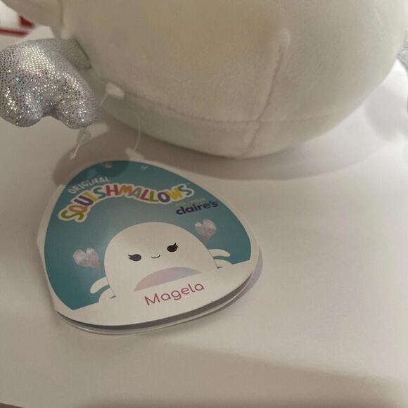 Squishmallows Magela White Crab 5" Claire's Exclusive New With Tag NWT - Picture 2 of 3
